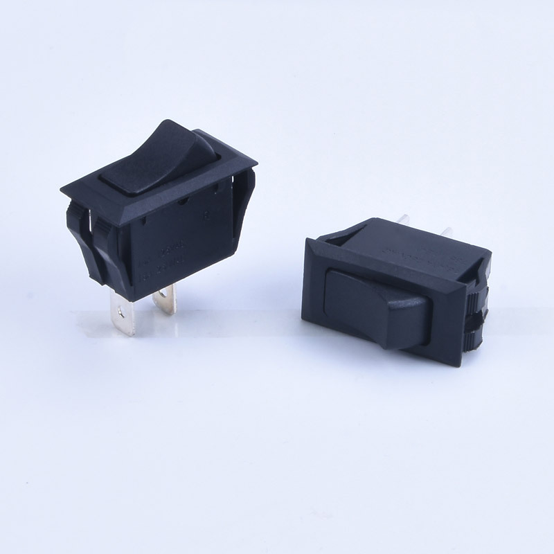 单刀单投船型开关双色按钮3