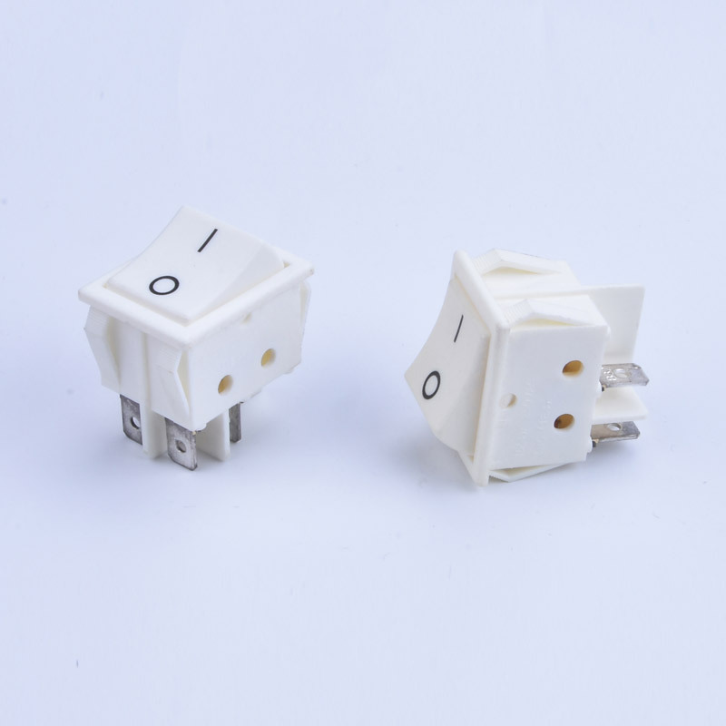 双刀单投船型开关四脚单档白色3